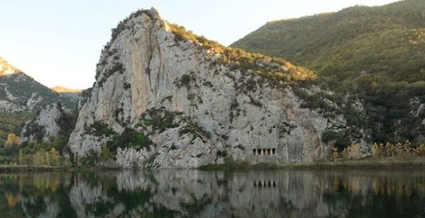 Asarkale Kaya Mezarı - Turizm Haritası