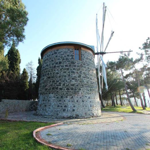 Çırakman Yel Değirmeni